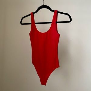Aritzia Wilfred Free Leila Bodysuit in Red XXS